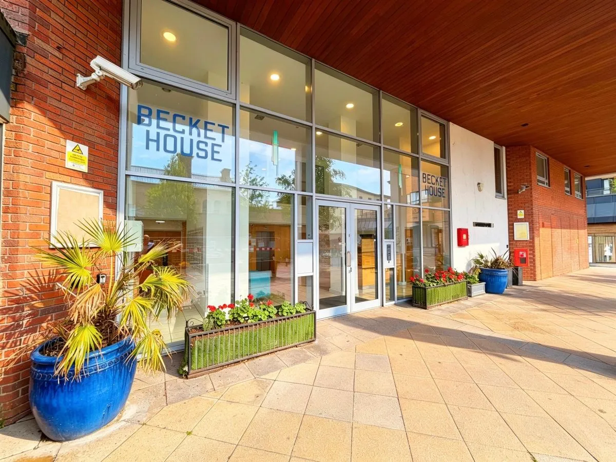Becket House, New Road, Brentwood, photo 8