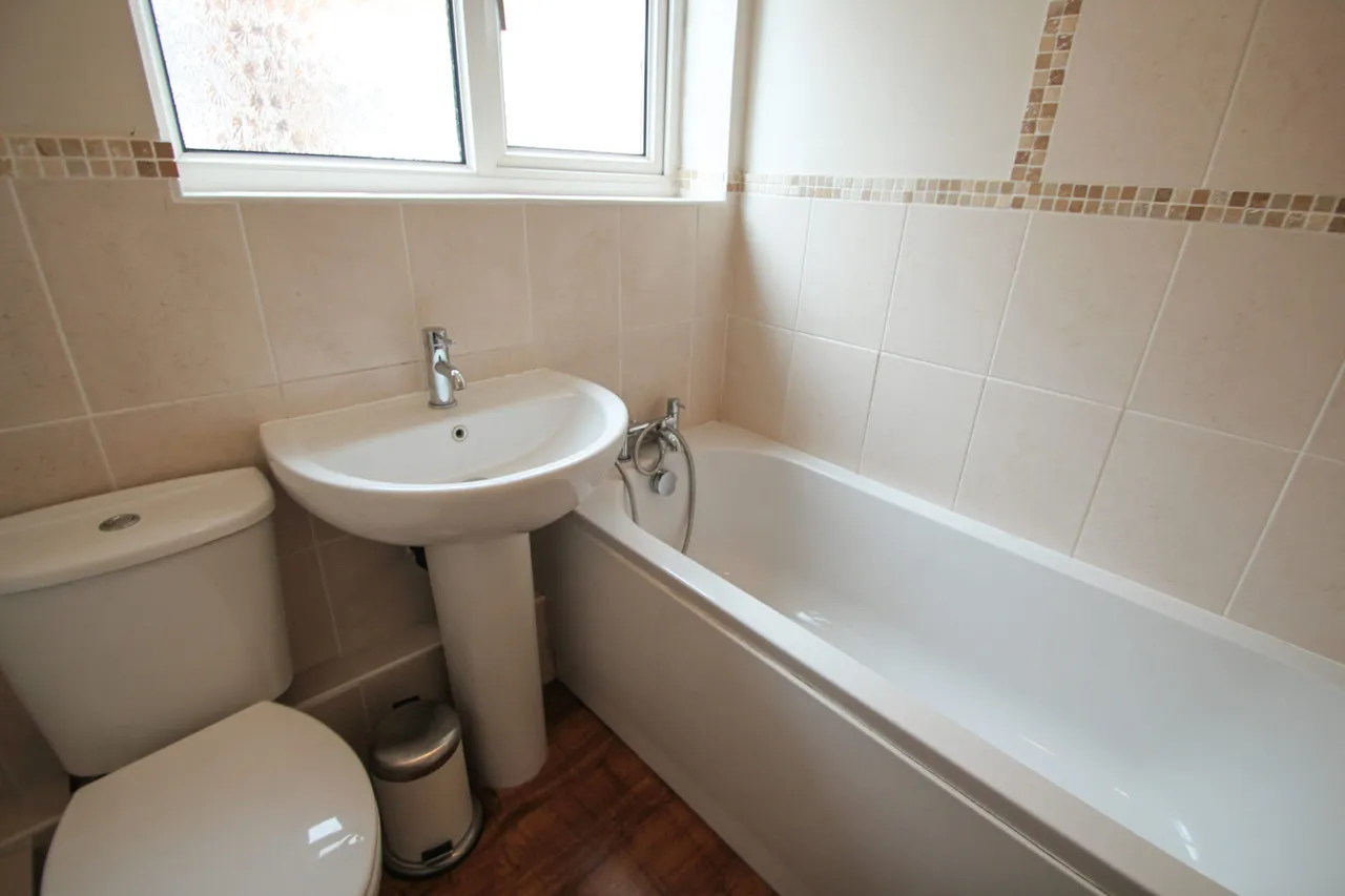 Barton Close, Bexleyheath, photo 9