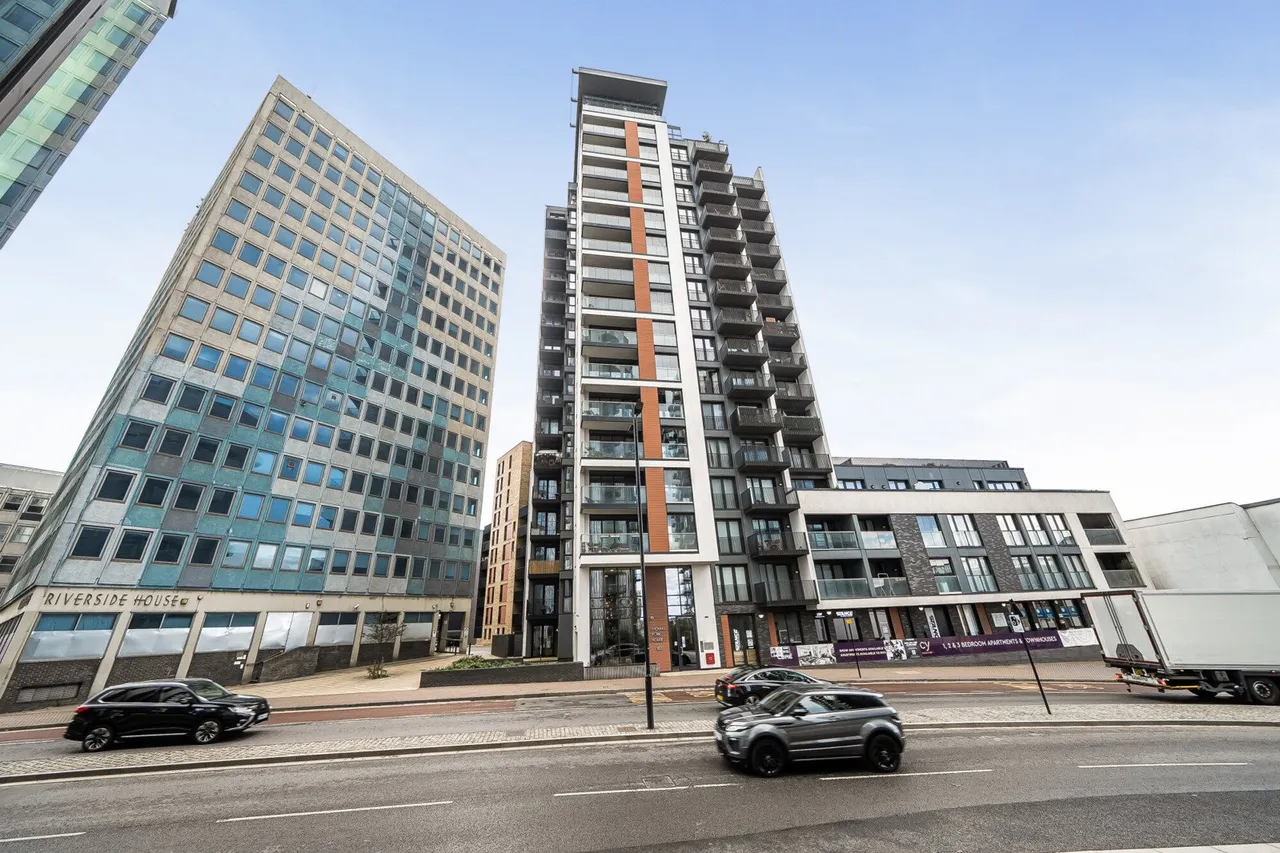 Woolwich High Street, SE18, photo 18