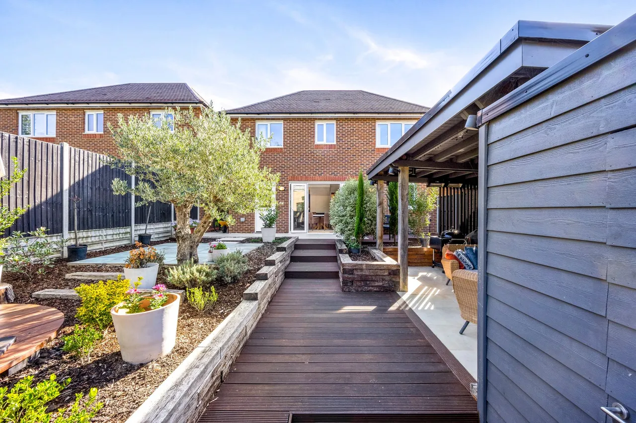 Campbell Mead, Haywards Heath, RH17, photo 23