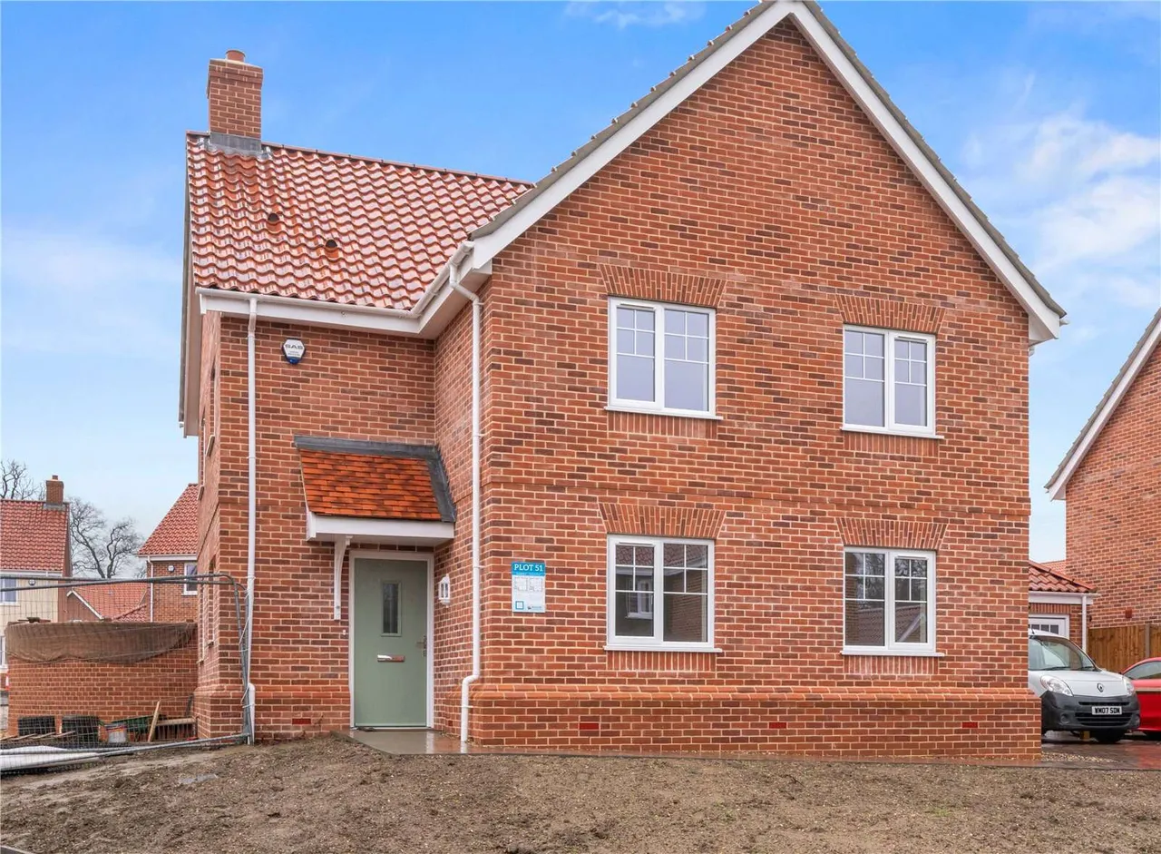 Lakeside, Hall Road, Blundeston, Lowestoft, NR32 5BG, photo 8