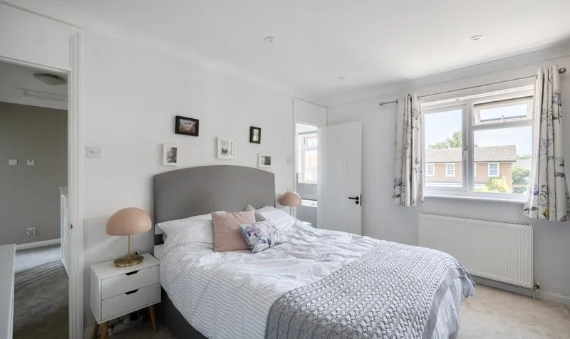 Old Court, Ashtead, KT21, photo 17