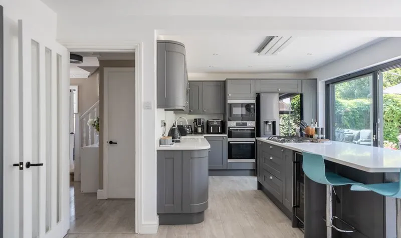 Old Court, Ashtead, KT21, photo 18