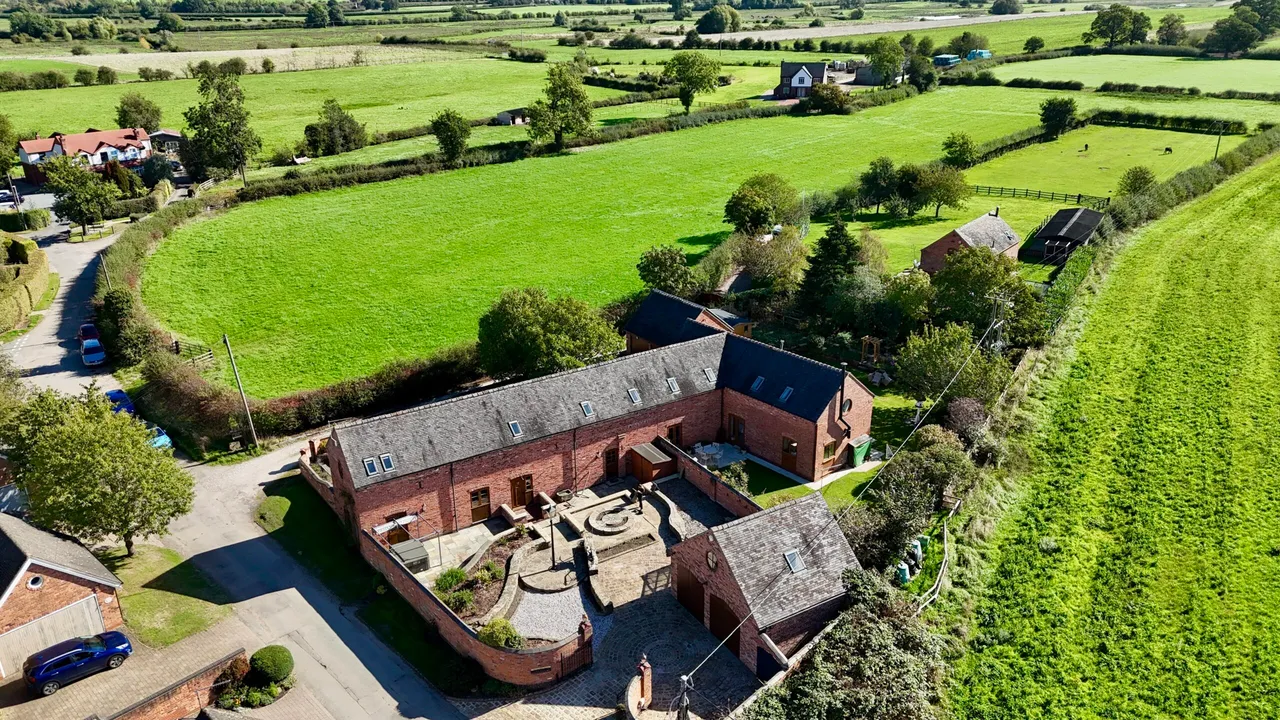 4 bed house for sale, Aston Lane, Aston, ST15
