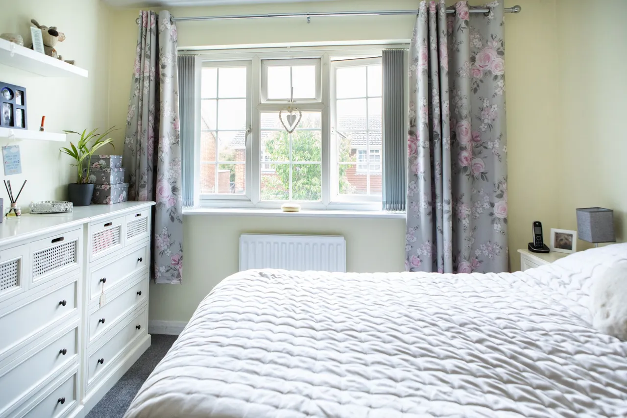 Dorchester Close, Cranbrook Drive, Maidenhead, Berkshire, photo 17
