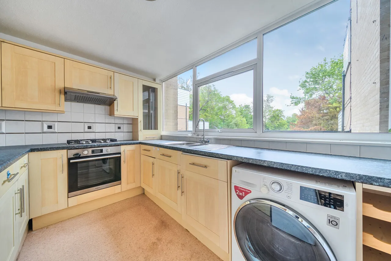 Willow Grove, Chislehurst, Kent, BR7, photo 6