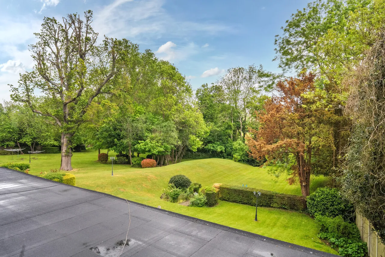 Willow Grove, Chislehurst, Kent, BR7, photo 2
