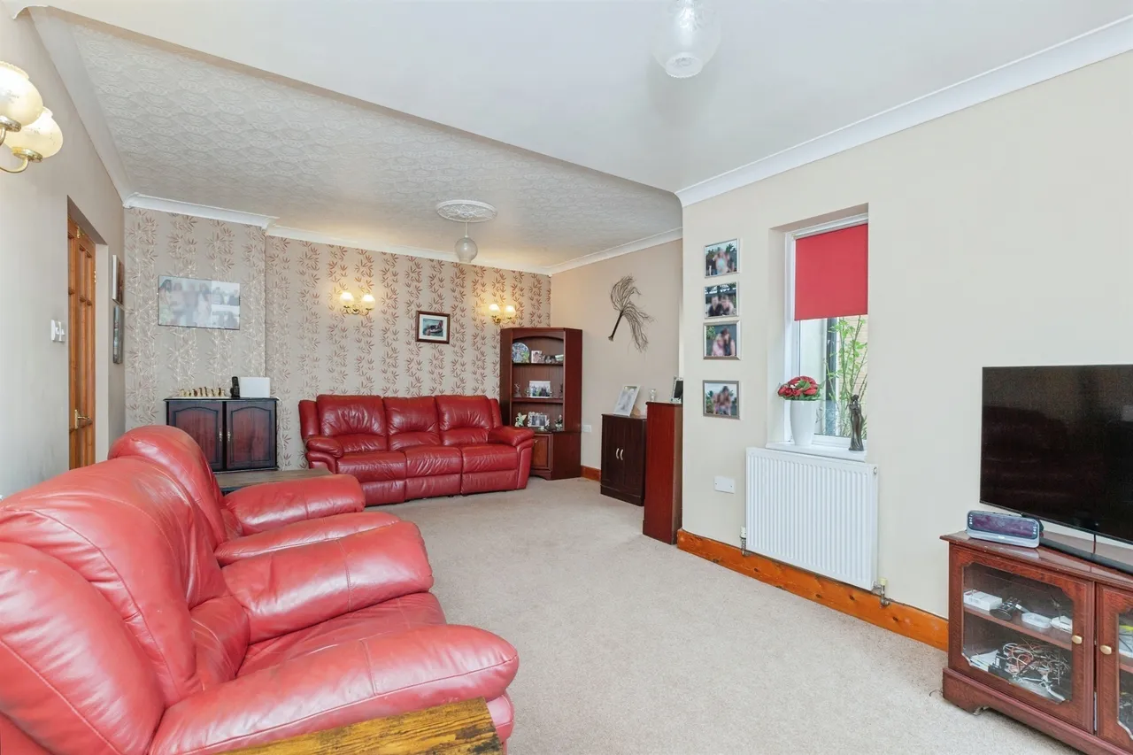 Warwick Road, Littlethorpe, Leicester, photo 2
