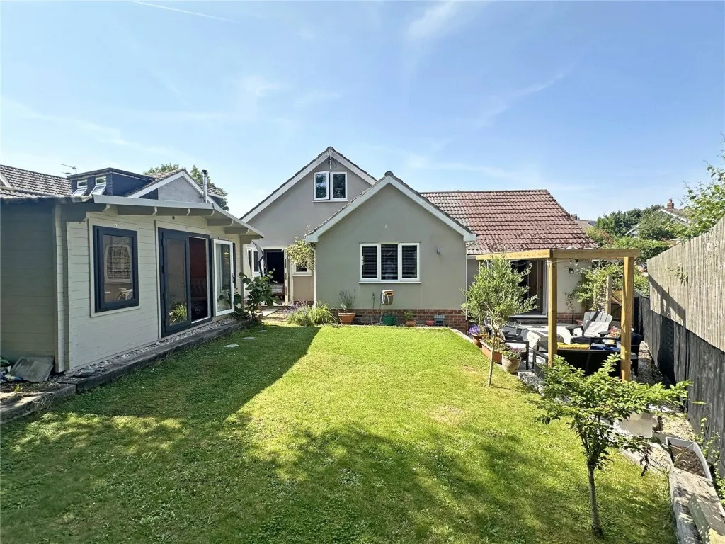 4 bed house for sale, Sway, Lymington