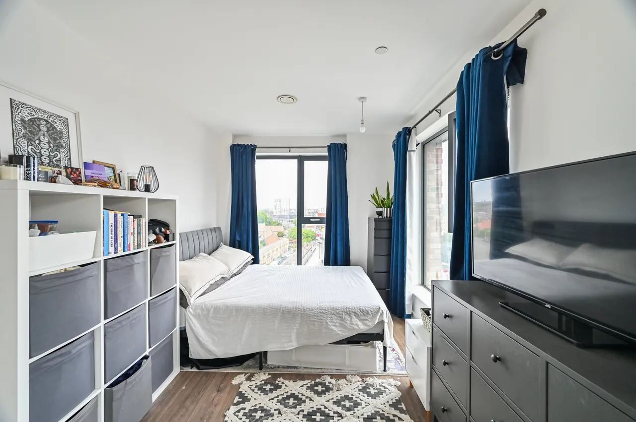 Flat 605 (25% share), Headwater Point, photo 8