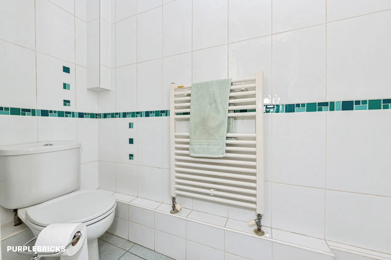 Wrotham Road, Gravesend, DA11, photo 29
