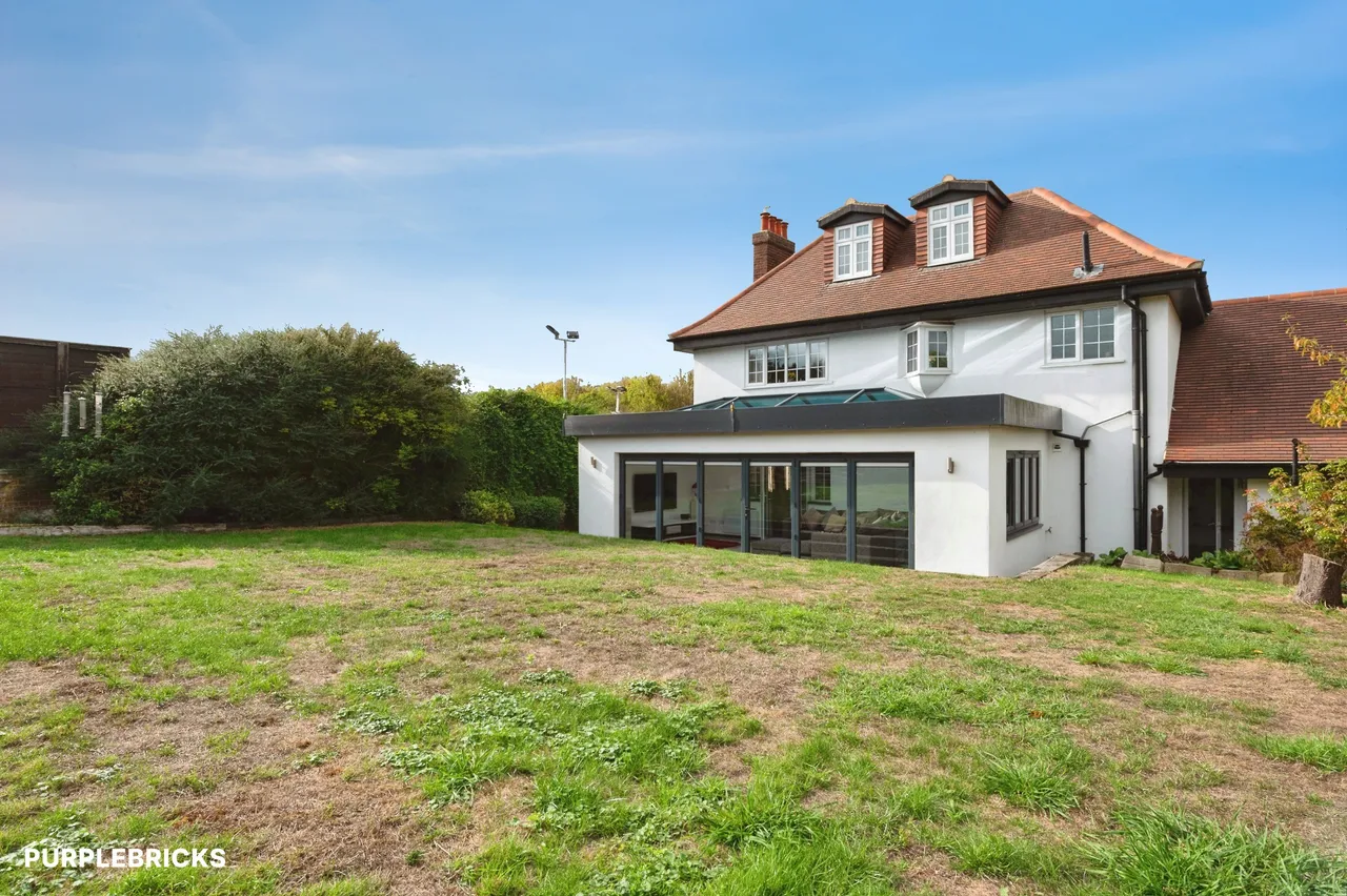 Wrotham Road, Gravesend, DA11, photo 35