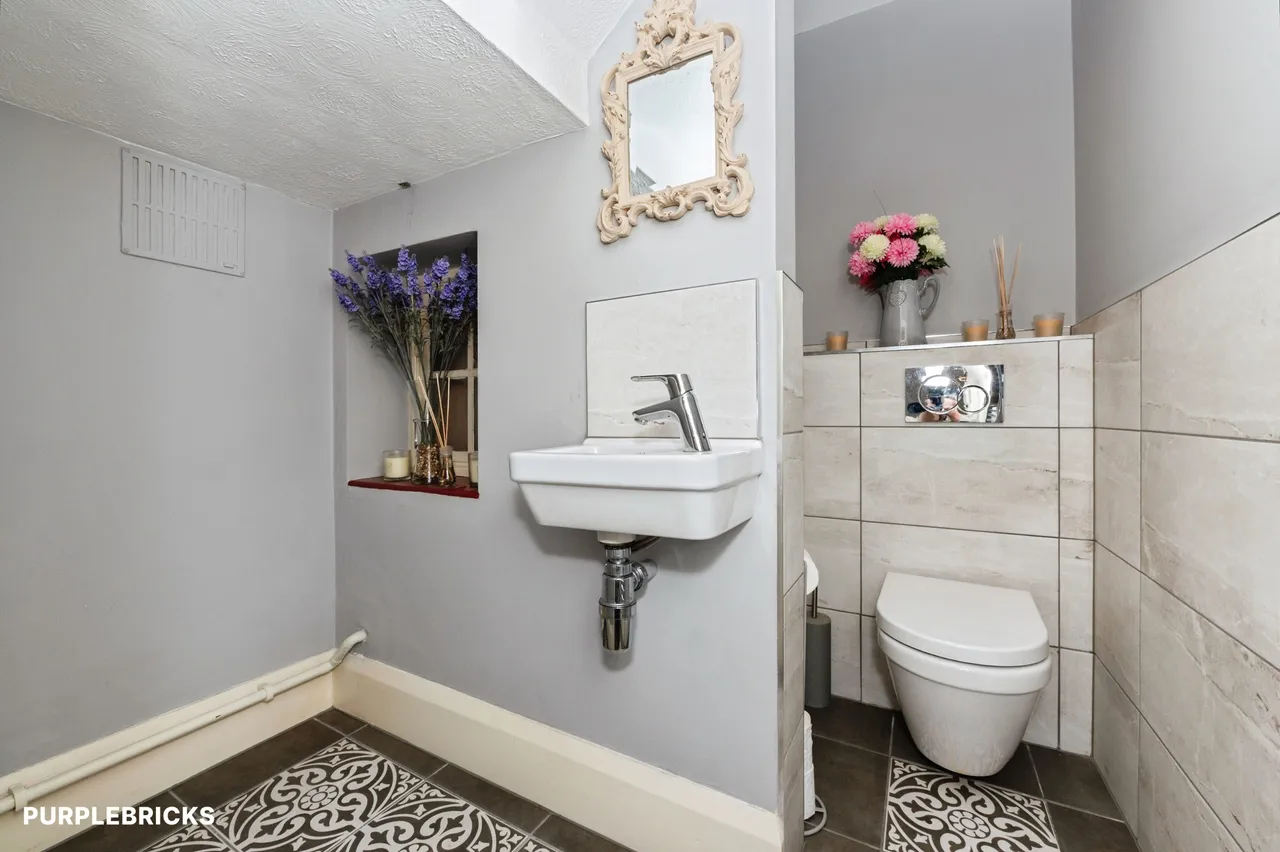 Wrotham Road, Gravesend, DA11, photo 16