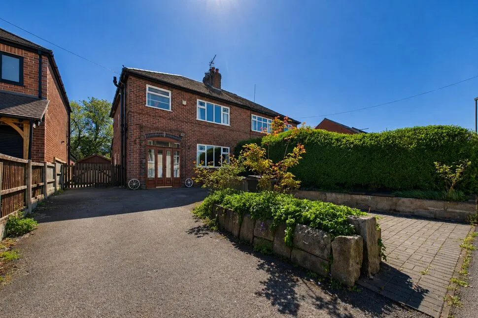 3 bed house for sale — Astbury Lane Ends, Congleton, Cheshire, CW12