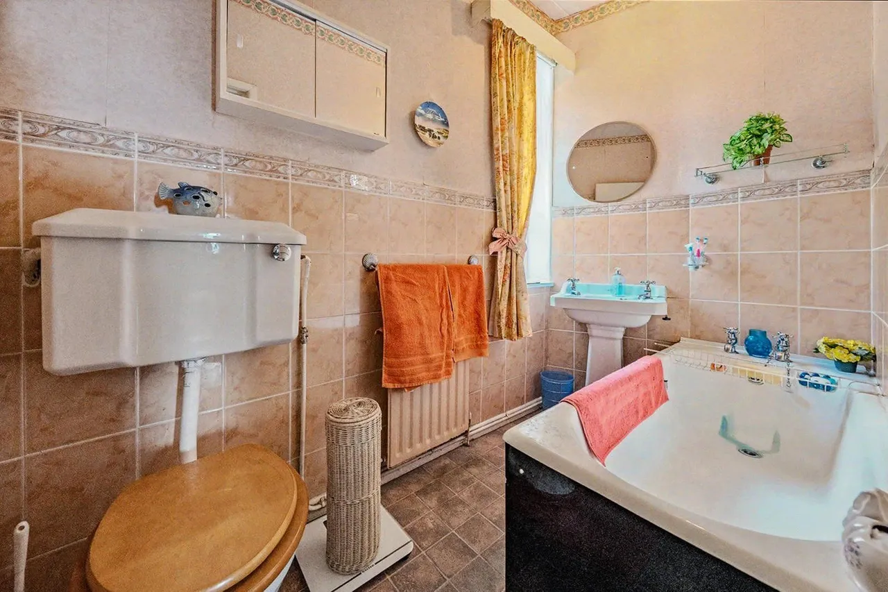 Woodbine Terrace, Horsforth, LS18, photo 7