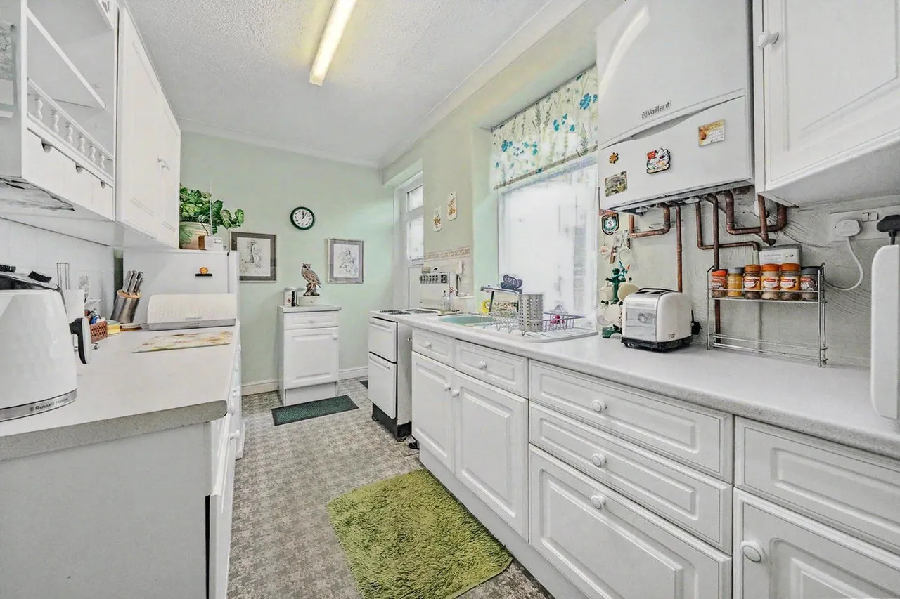 Woodbine Terrace, Horsforth, LS18, photo 3