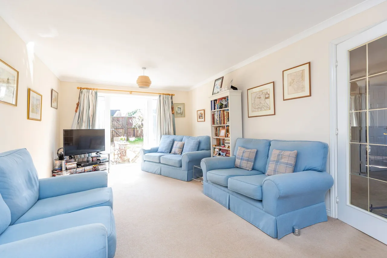 Bell Chase, Yeovil, BA20 2FE, photo 3