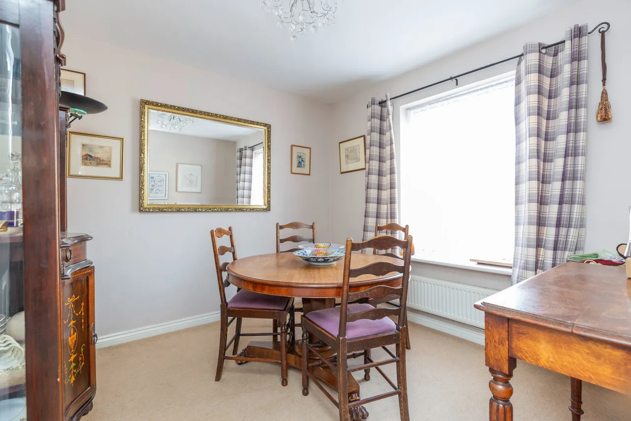 Bell Chase, Yeovil, BA20 2FE, photo 8