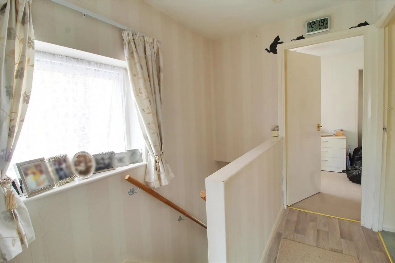 Brookside, South Mimms EN6 3PU, photo 13