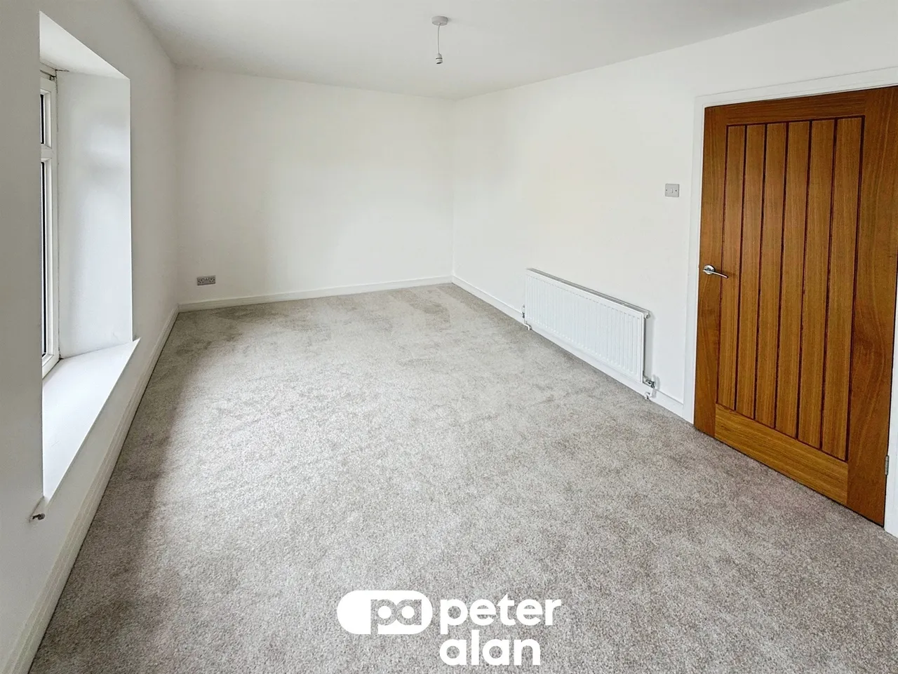 High Street, Blackwood, NP12, photo 10