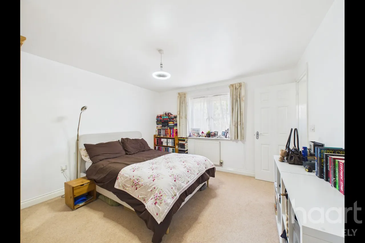 Lapwing Way, Soham, CB7, photo 8