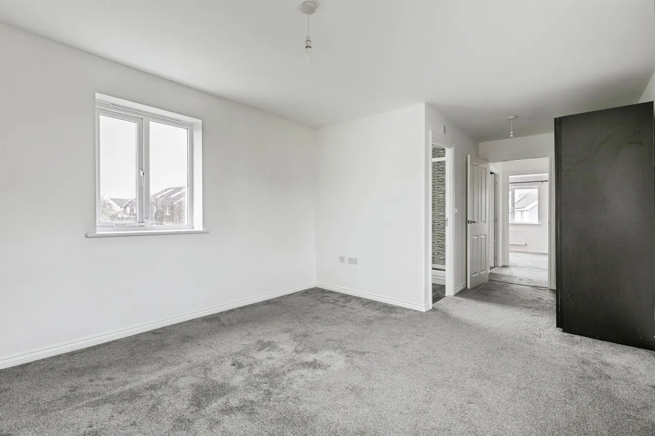 Vickers Way, Upper Cambourne, Cambridge, photo 10