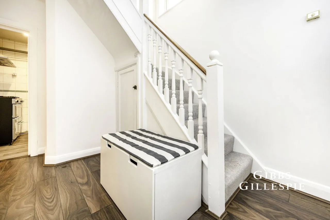 St. Michaels Crescent, Pinner, HA5, photo 6
