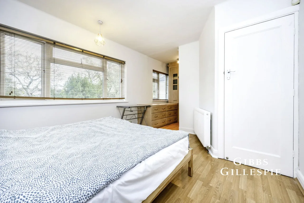 St. Michaels Crescent, Pinner, HA5, photo 9