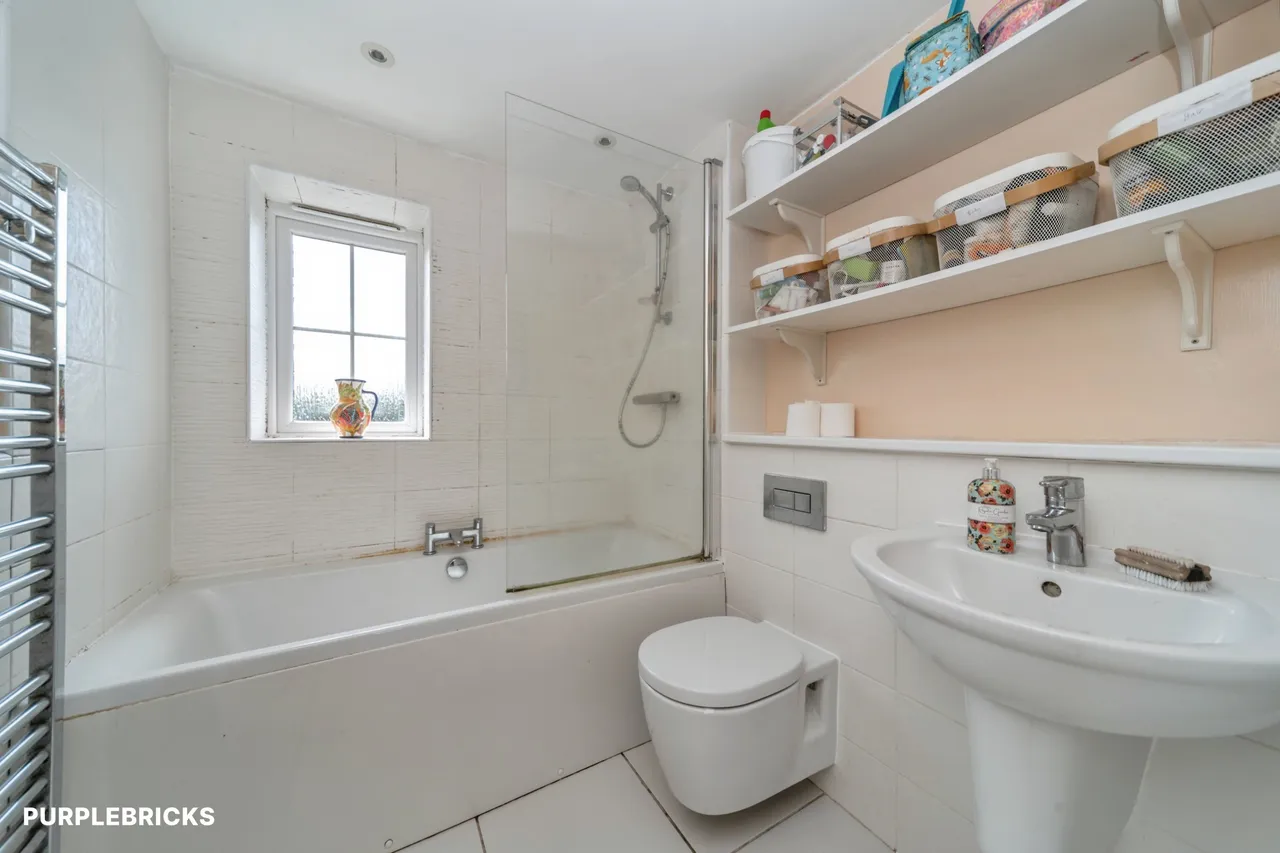 Parrott Grove, Bedford, MK43, photo 15