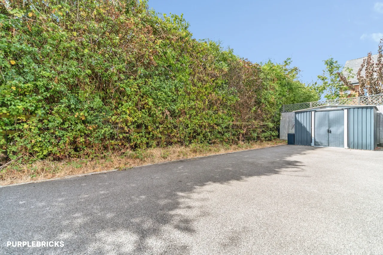 Parrott Grove, Bedford, MK43, photo 19