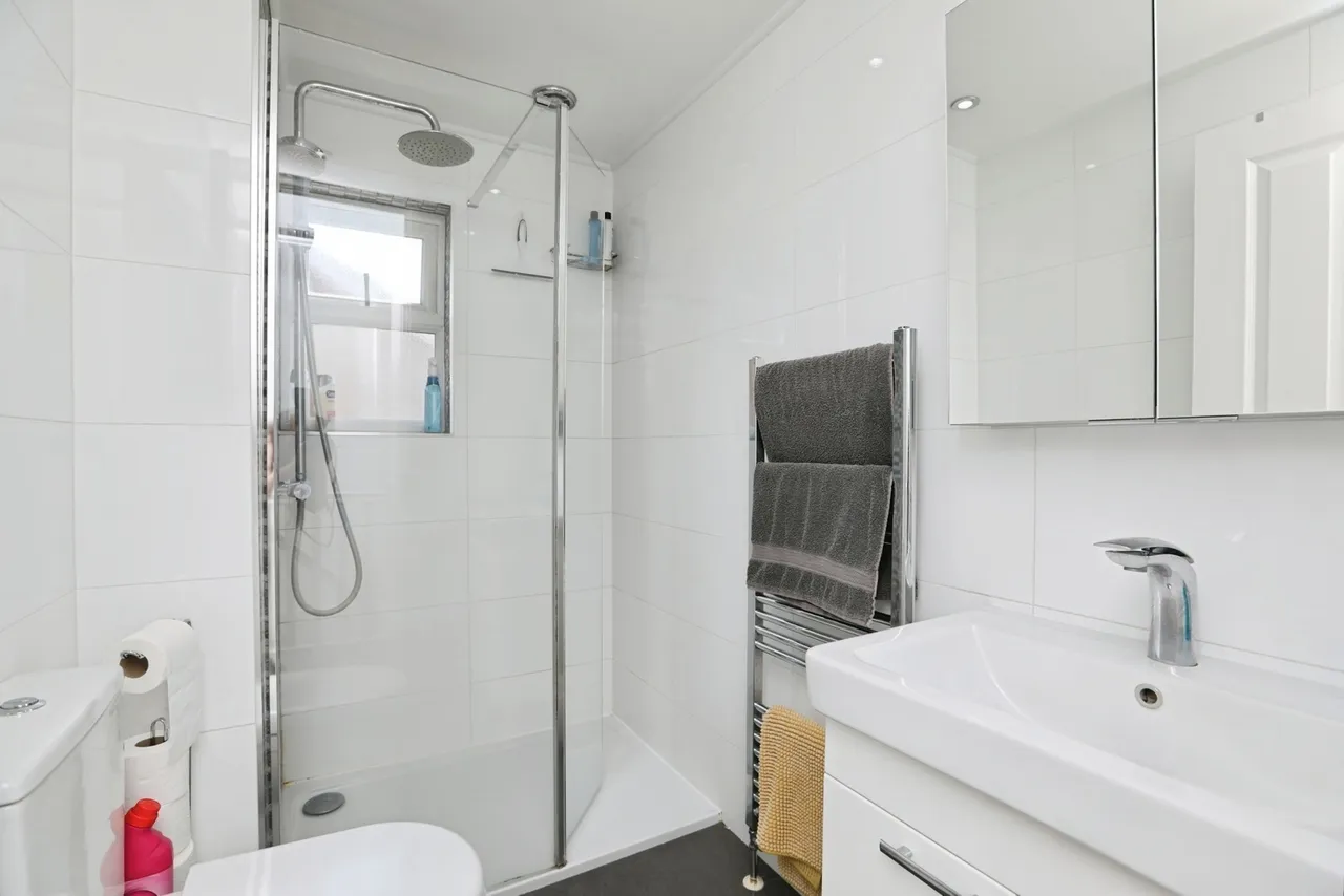 Diligent Drive, Sittingbourne, Kent, ME10, photo 12