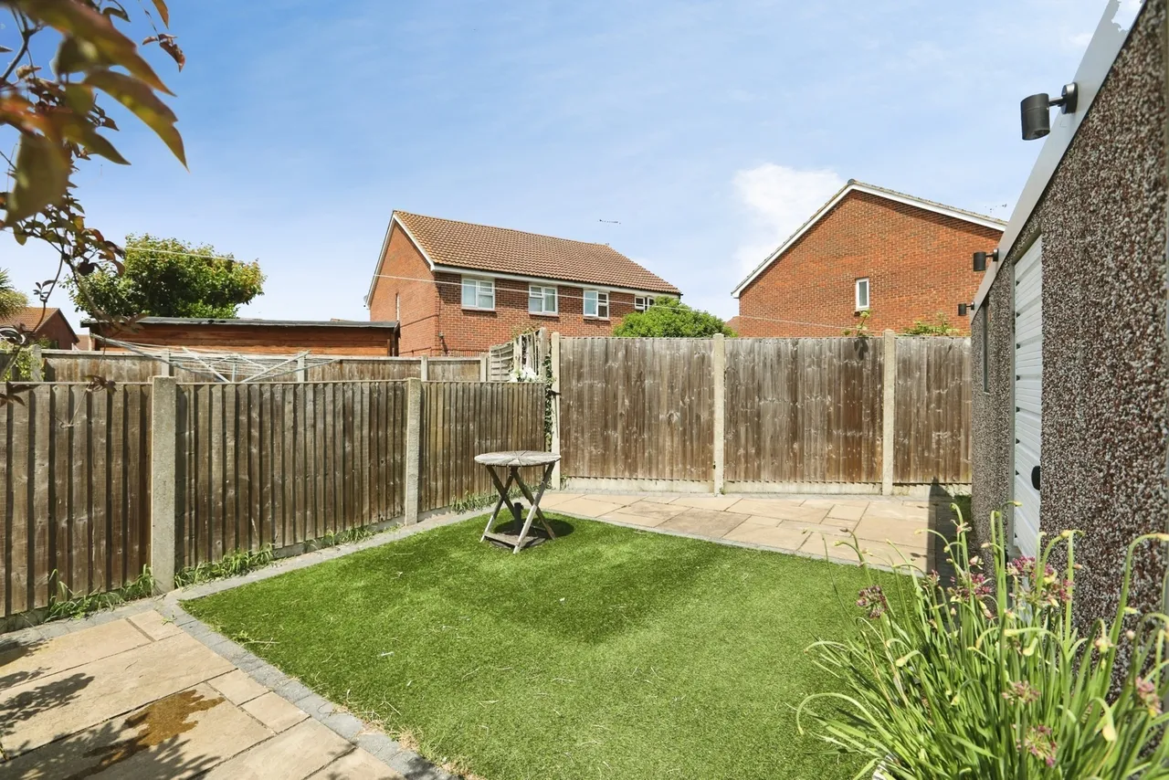 Diligent Drive, Sittingbourne, Kent, ME10, photo 14