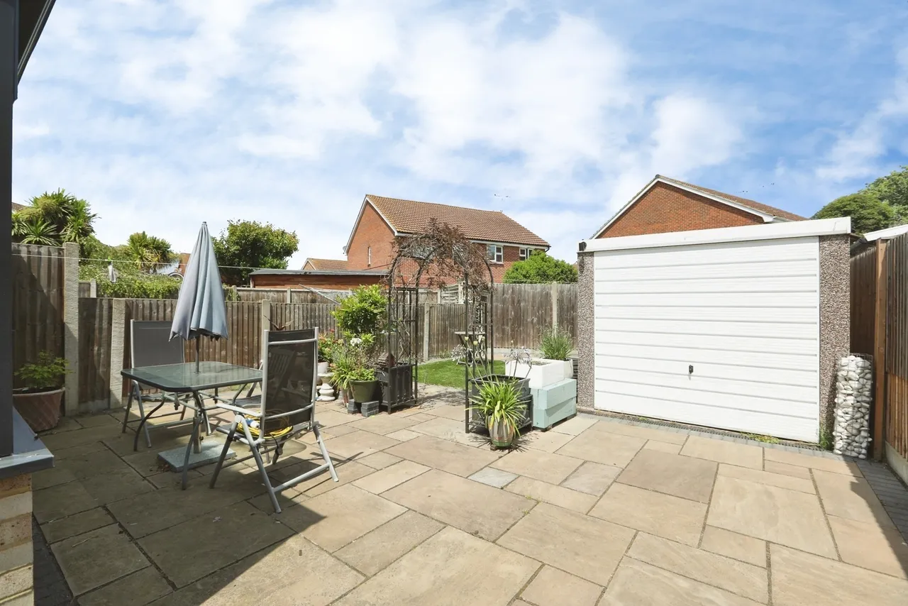 Diligent Drive, Sittingbourne, Kent, ME10, photo 2