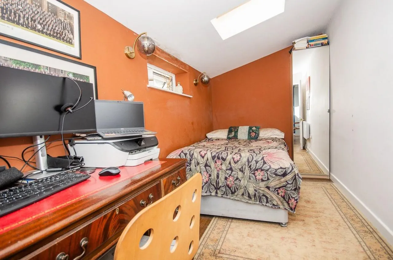 Old Gloucester Road, Hambrook, BS16, photo 13