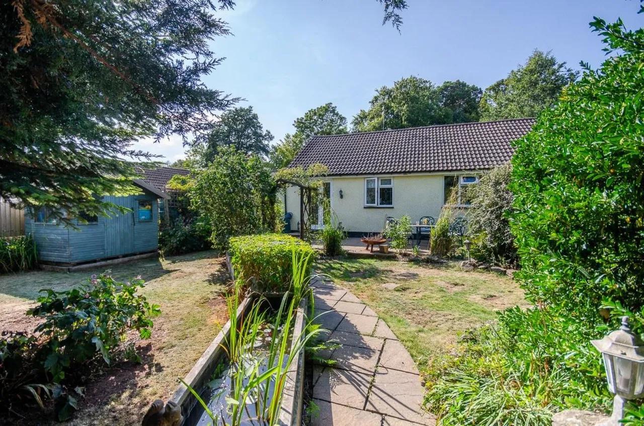 Old Gloucester Road, Hambrook, BS16, photo 21