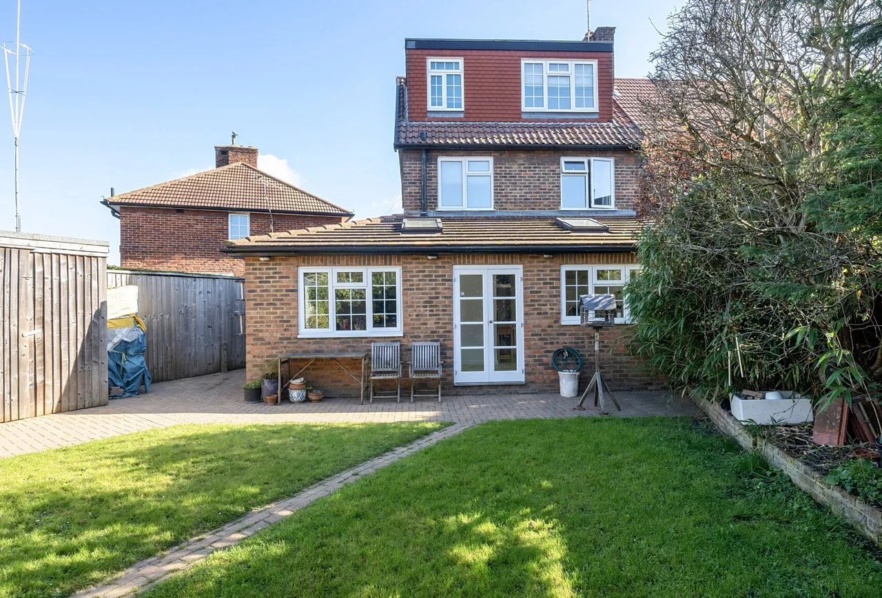 Malmesbury Road, Morden, SM4 6HF, photo 9