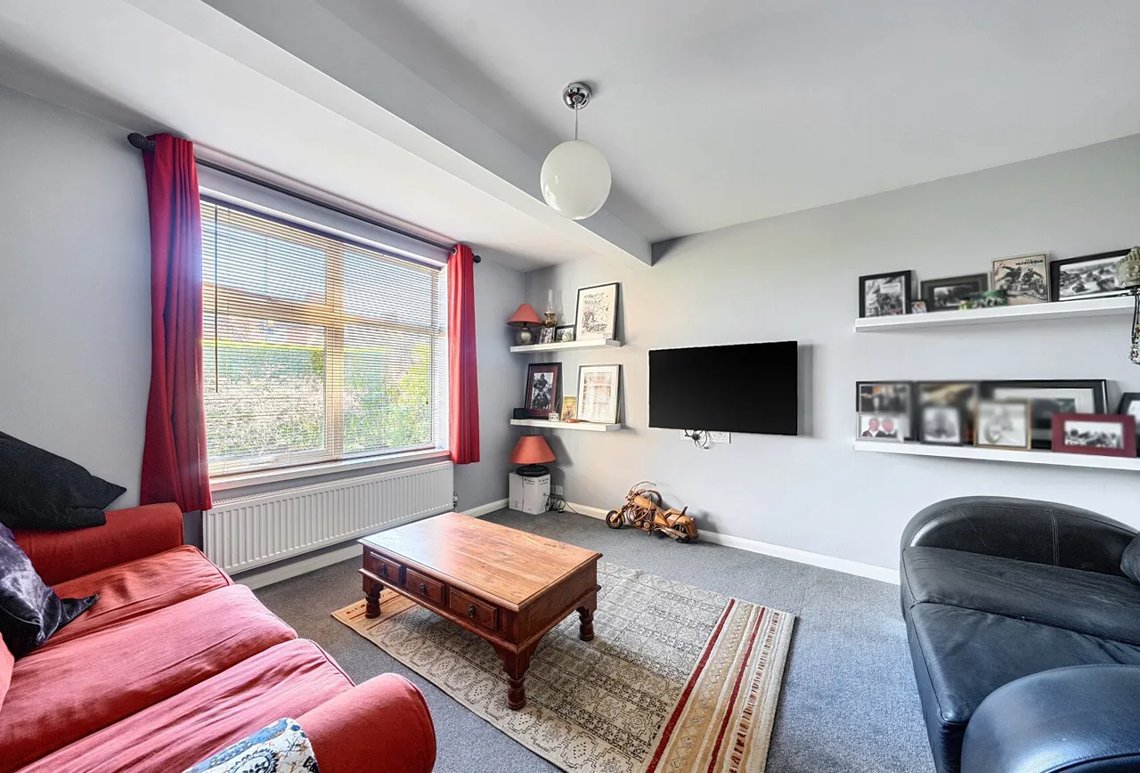 Malmesbury Road, Morden, SM4 6HF, photo 5