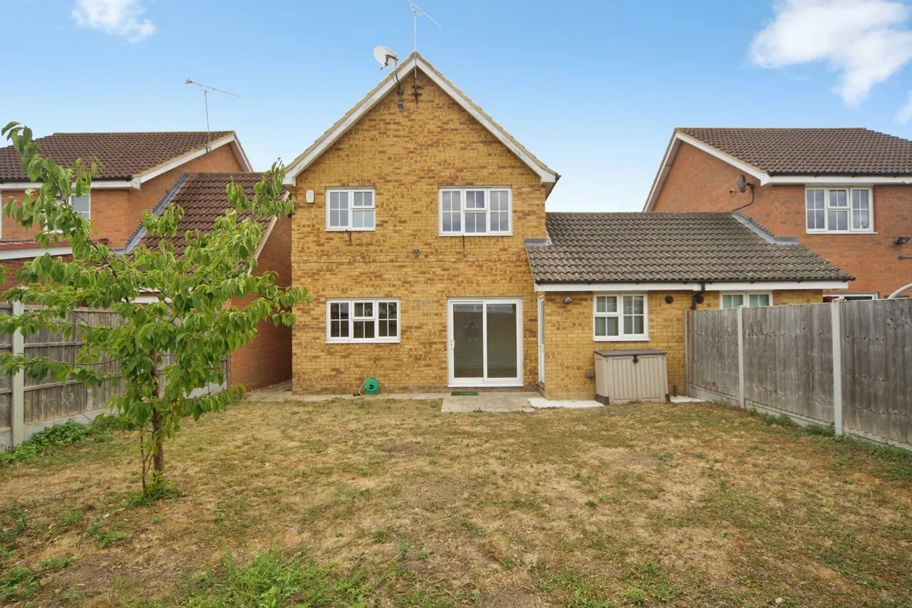 Burleigh Close, Romford, RM7, photo 17