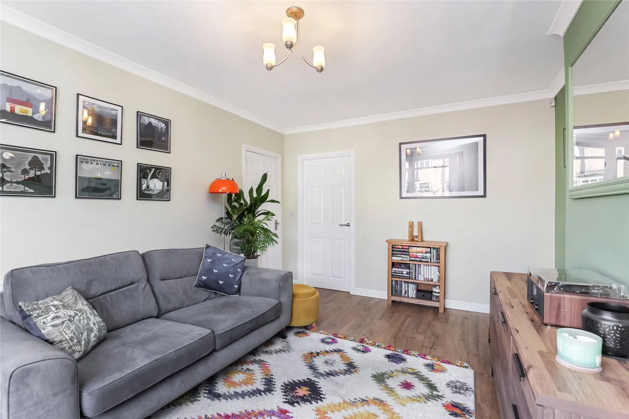 Viewfield Drive, Garrowhill, G69, photo 5