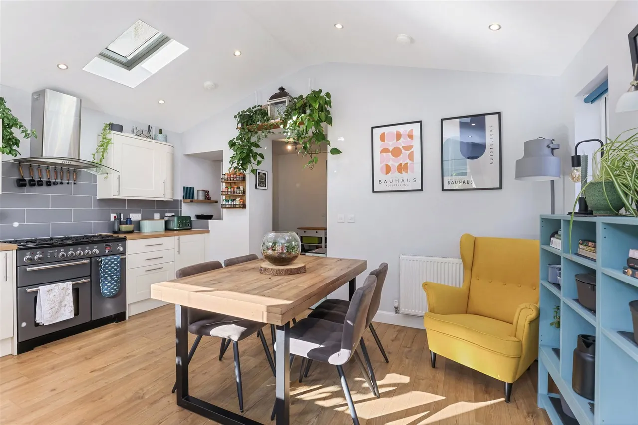 Viewfield Drive, Garrowhill, G69, photo 10