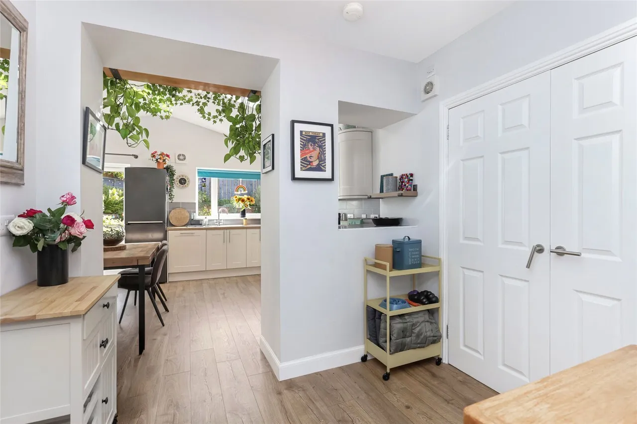 Viewfield Drive, Garrowhill, G69, photo 7