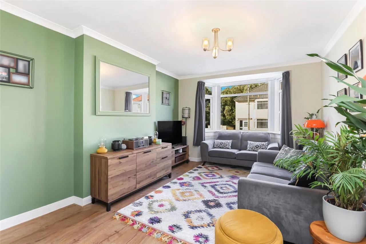 Viewfield Drive, Garrowhill, G69, photo 6