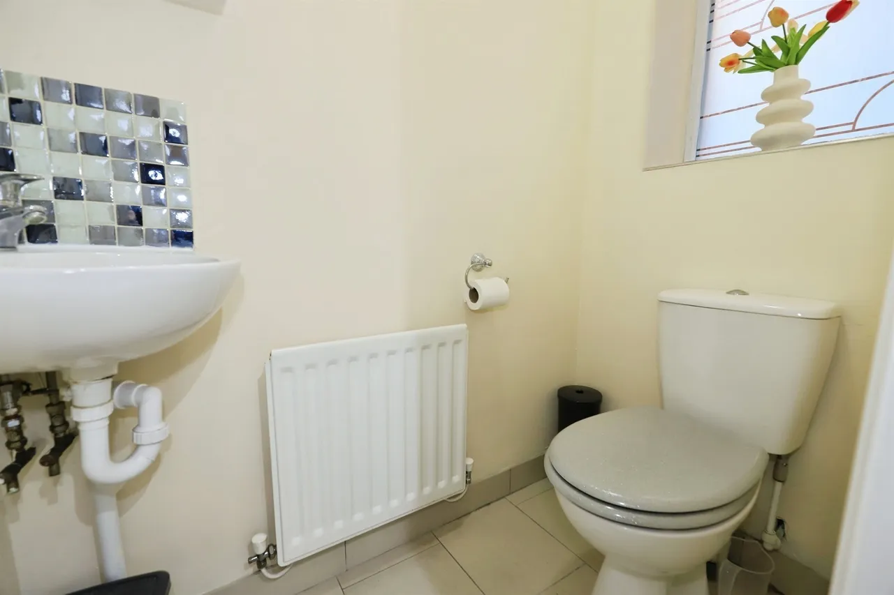 Weston Drive, Bilston, WV14, photo 10