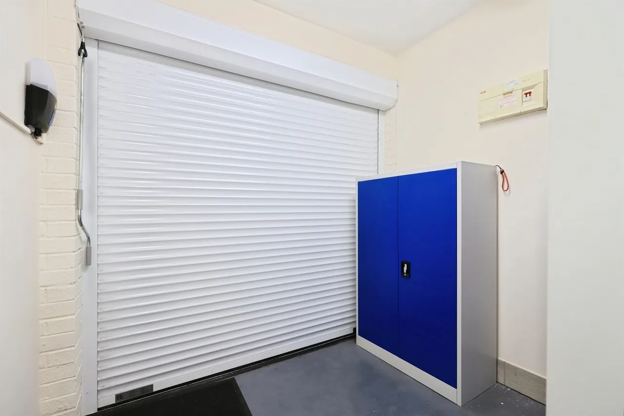 Weston Drive, Bilston, WV14, photo 15