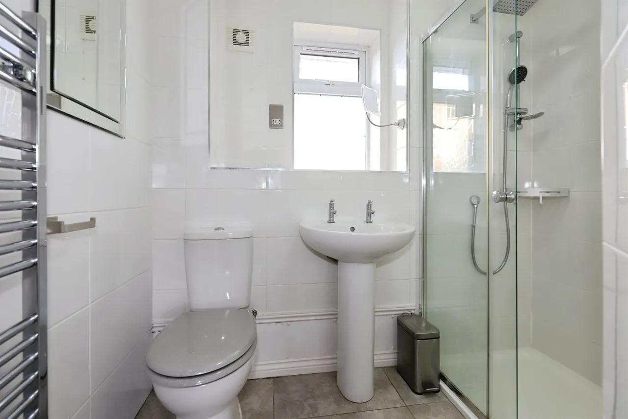 Weston Drive, Bilston, WV14, photo 18