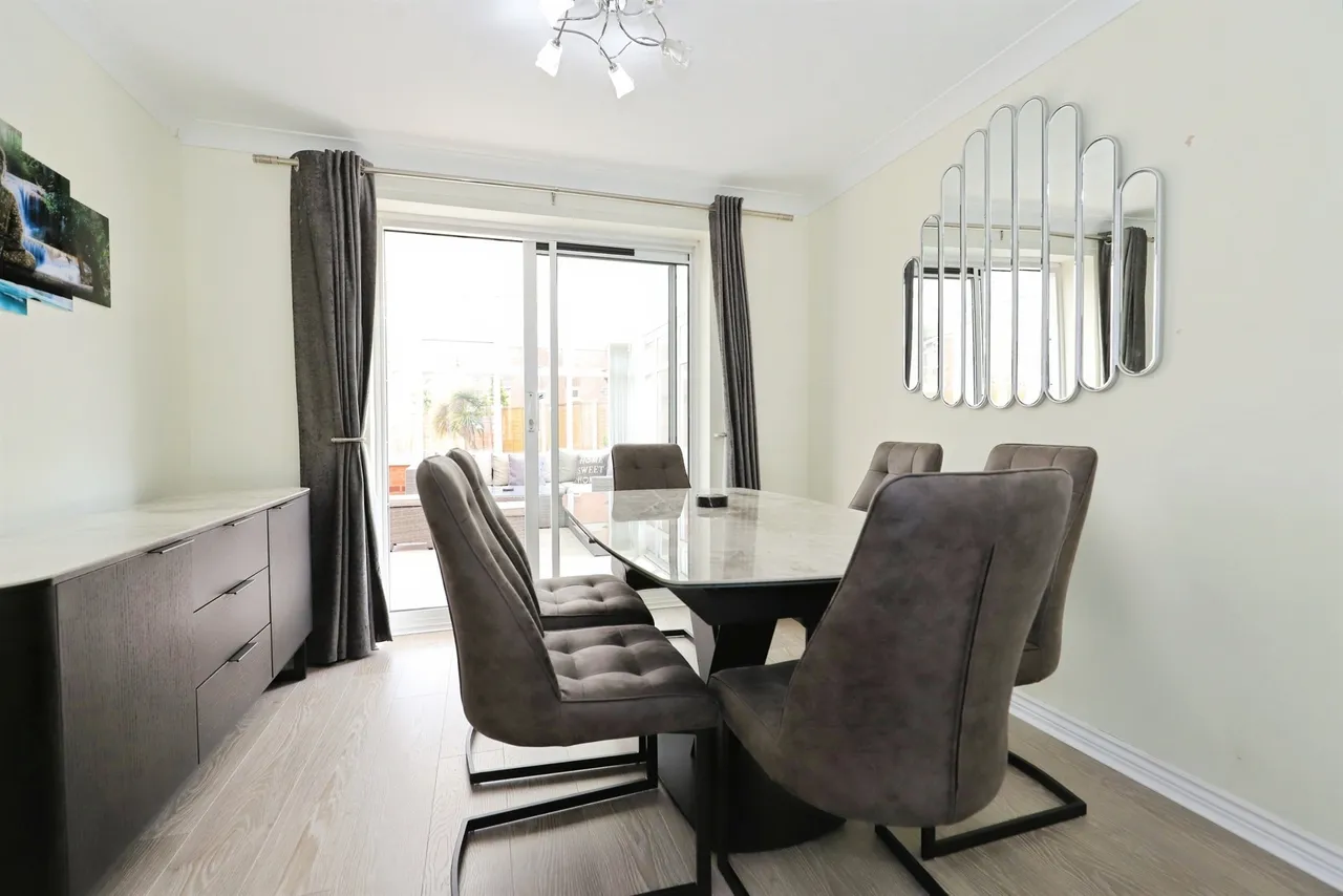 Weston Drive, Bilston, WV14, photo 13