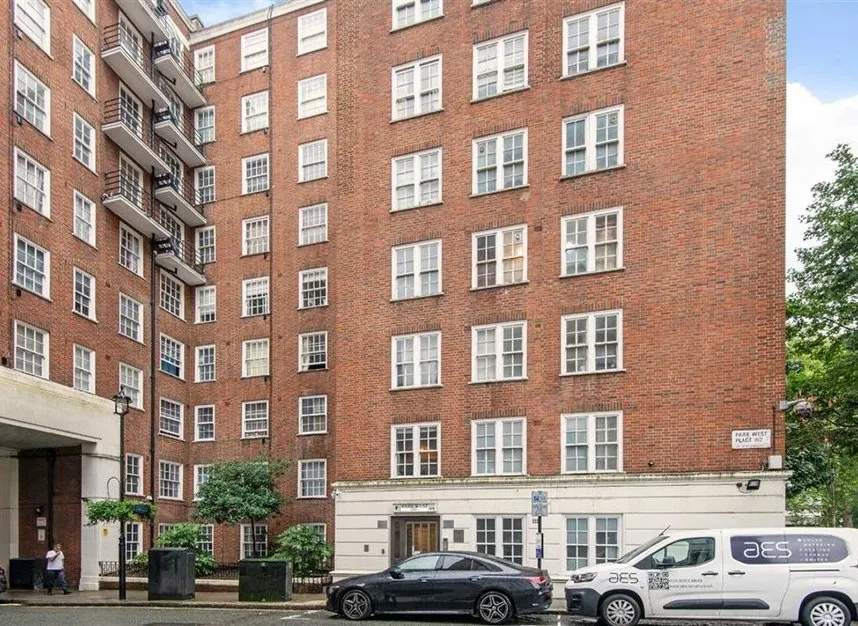 3 bed flat to rent, Edgware Road, London, W2