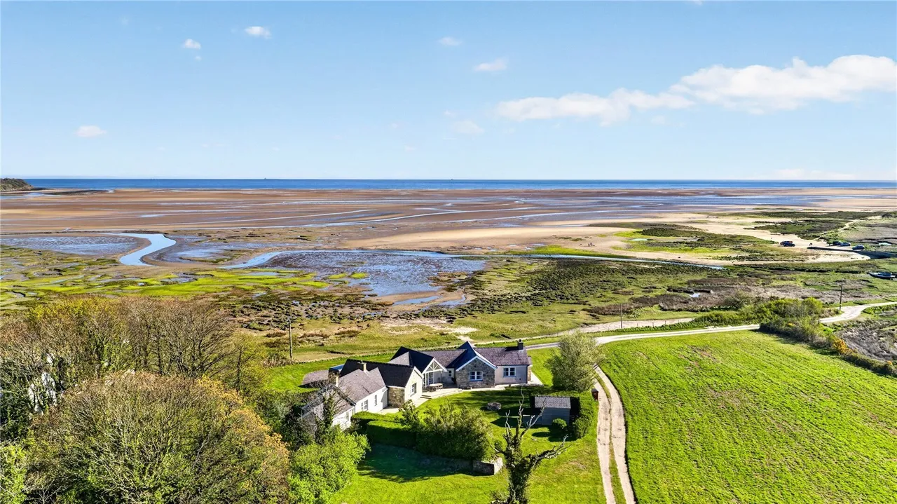 Red Wharf Bay, Pentraeth, LL75, photo 5