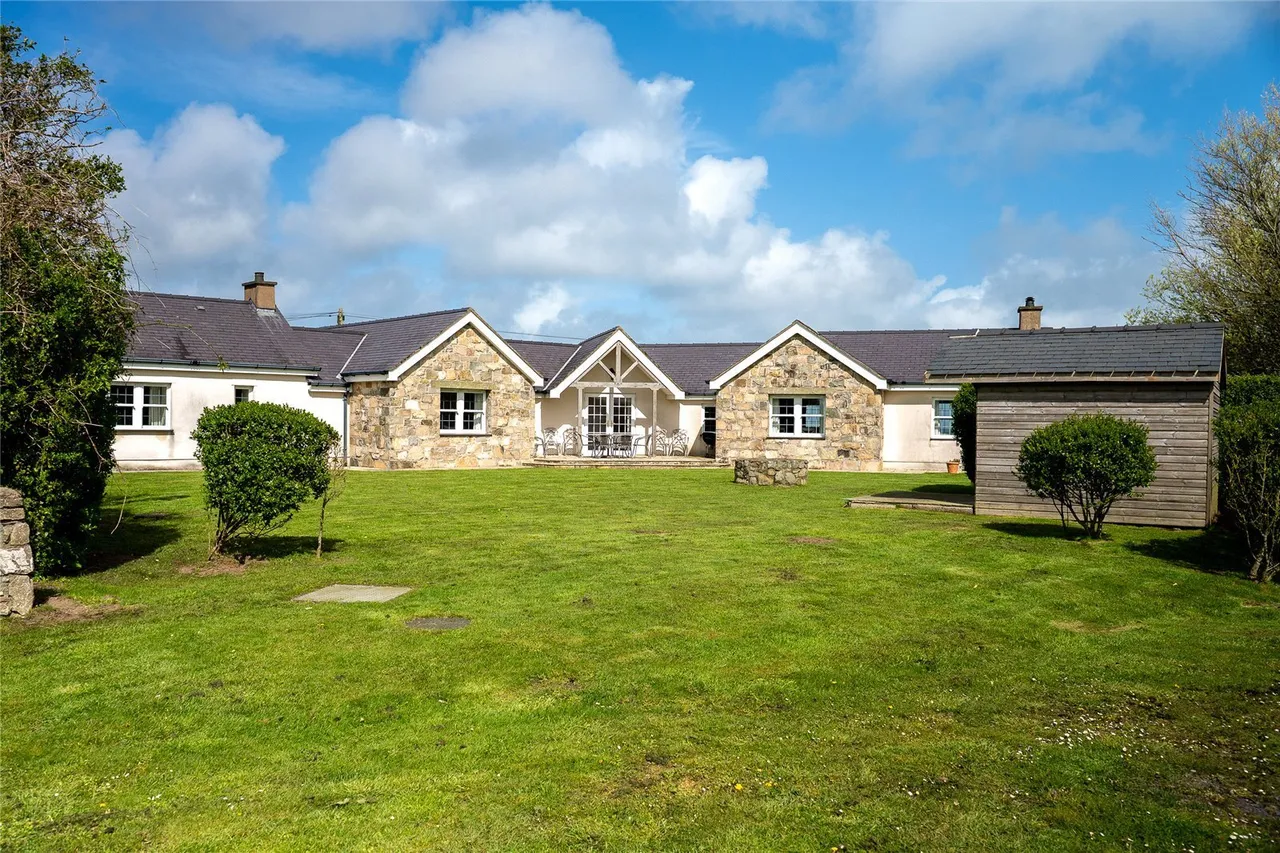 Red Wharf Bay, Pentraeth, LL75, photo 4