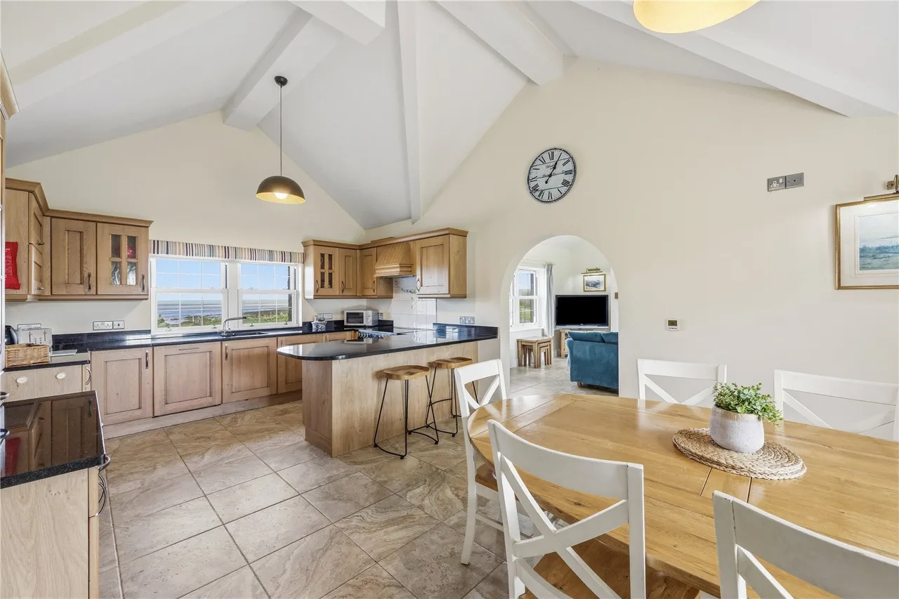 Red Wharf Bay, Pentraeth, LL75, photo 6